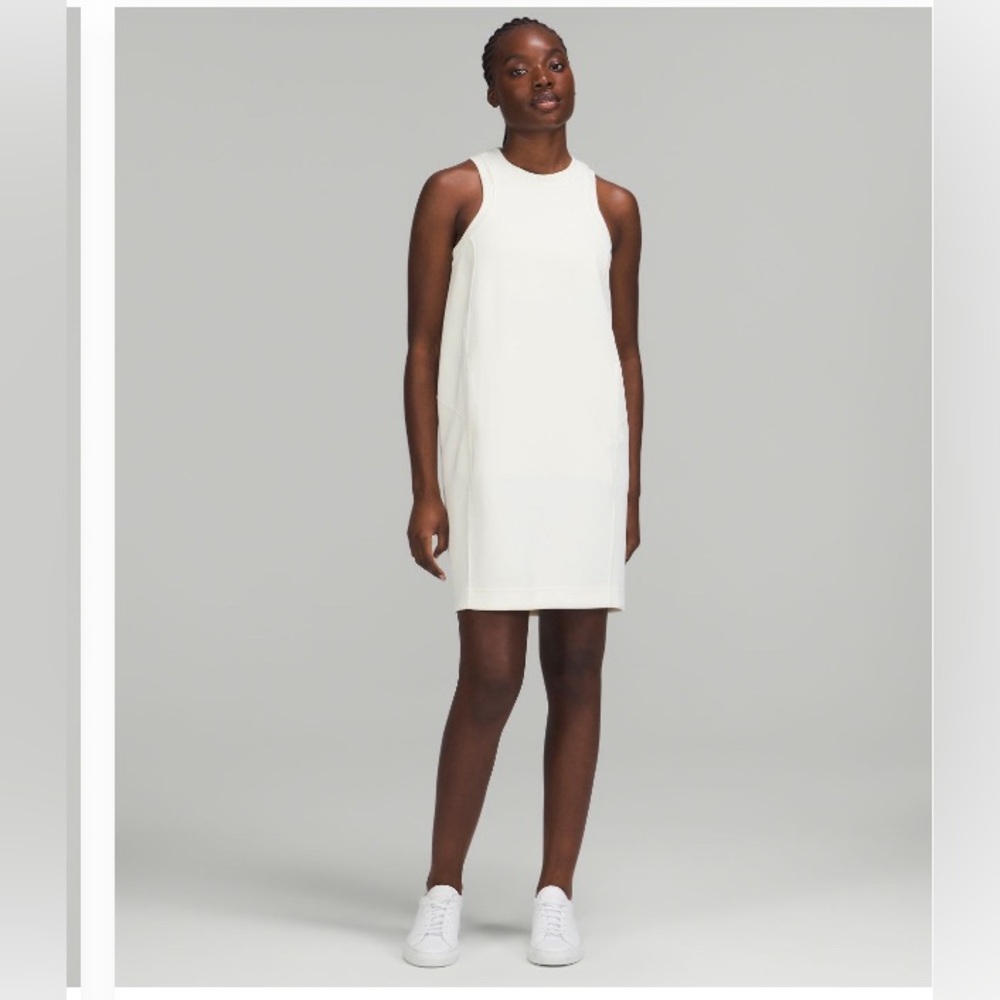 Lululemon softstreme back in action dress